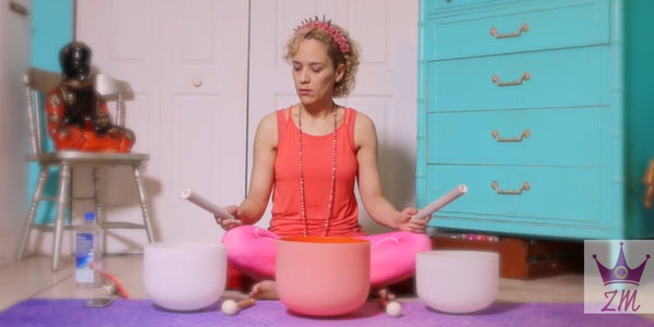 VIDEO - Sound Bath Session - What are you taking in? How to detox your mind & body to create happiness. - Zayra Mo