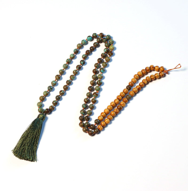 True Feelings - Natural Green Magnesite with Wood Beads 108 Mala Necklace for Prayer and Meditation - Zayra Mo